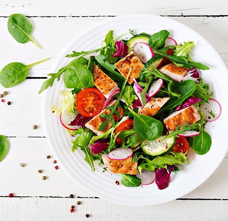 Salads served by Le Chêne Vert's campsite restaurant in Tarn