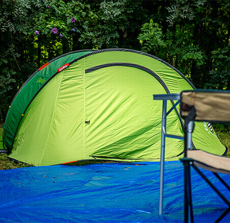 Campingplaatsen voor tenten van camping le Chêne Vert in de Tarn.